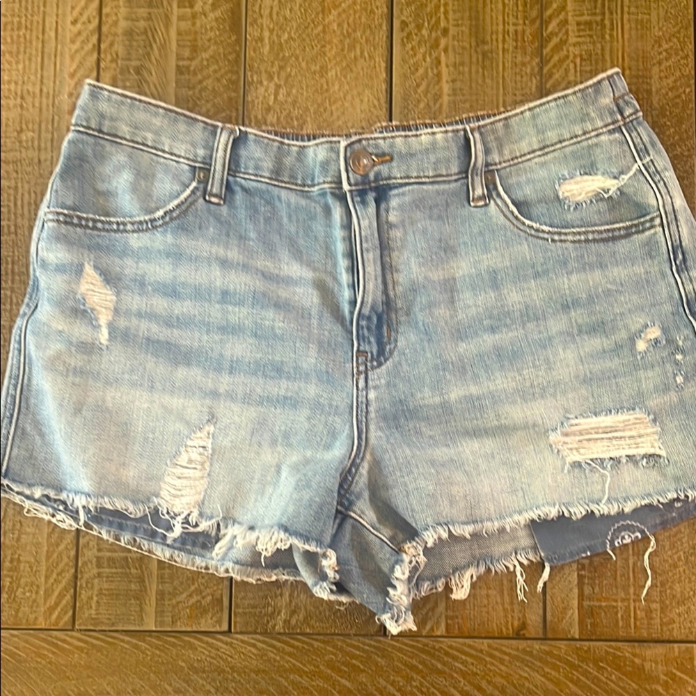 Aerie Blue Denim “Dream” Jean Shorts Distressed